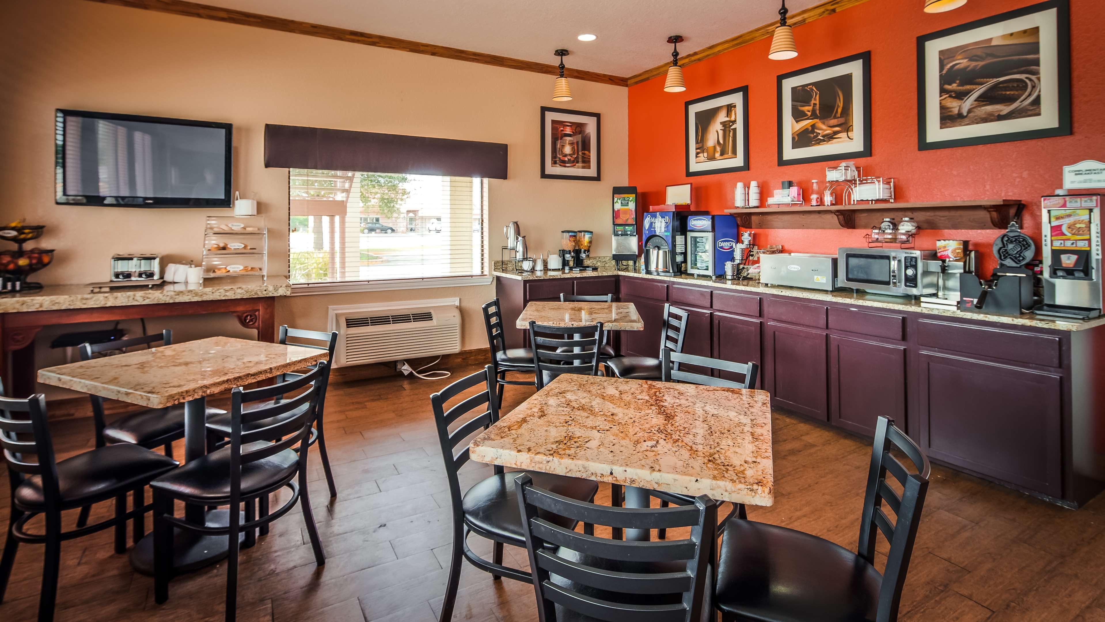 Surestay Hotel By Best Western Floresville Eksteriør bilde